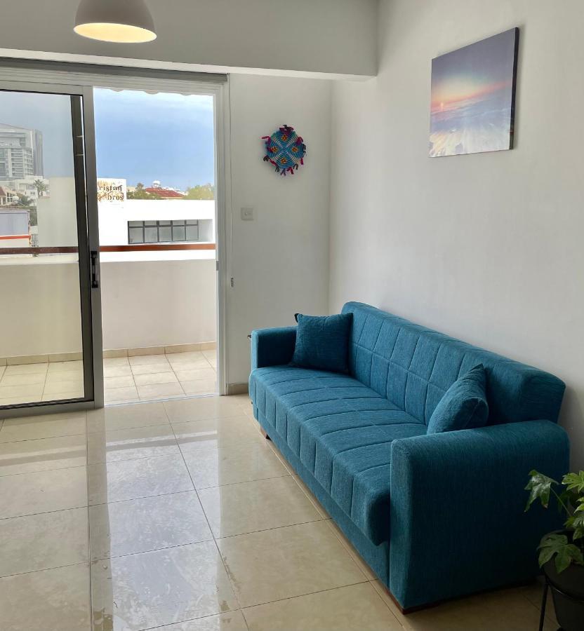 Cyprus Penelope Apartment Larnaca Bagian luar foto